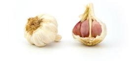 knoblauch-gegen-pickel-akne